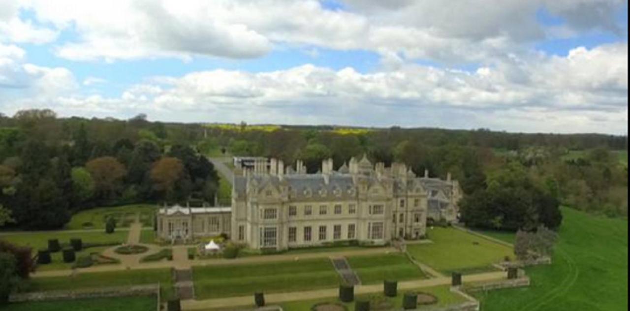 Stoke Rochford Hall Grantham Esterno foto